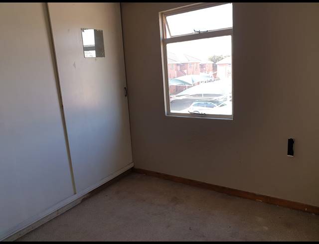 3 BEDROOM APARTMENT RENTED IN FLORENTIA